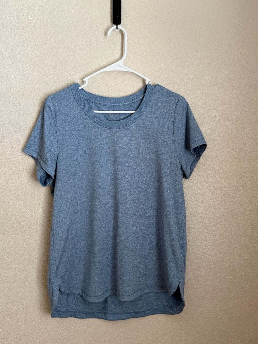 Athleta Women's Crew Neck Short Sleeve Athletic Tee